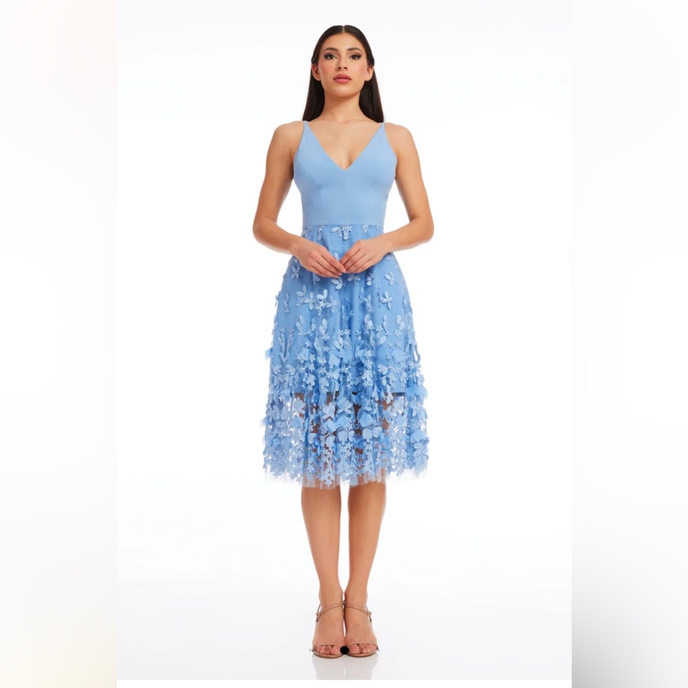 DRESS THE POPULATION
Darleen Dress